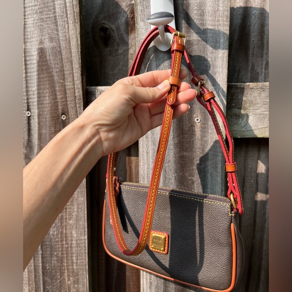 Dooney & Bourke Kirby Lexi Crossbody bag - Picture 6 of 15